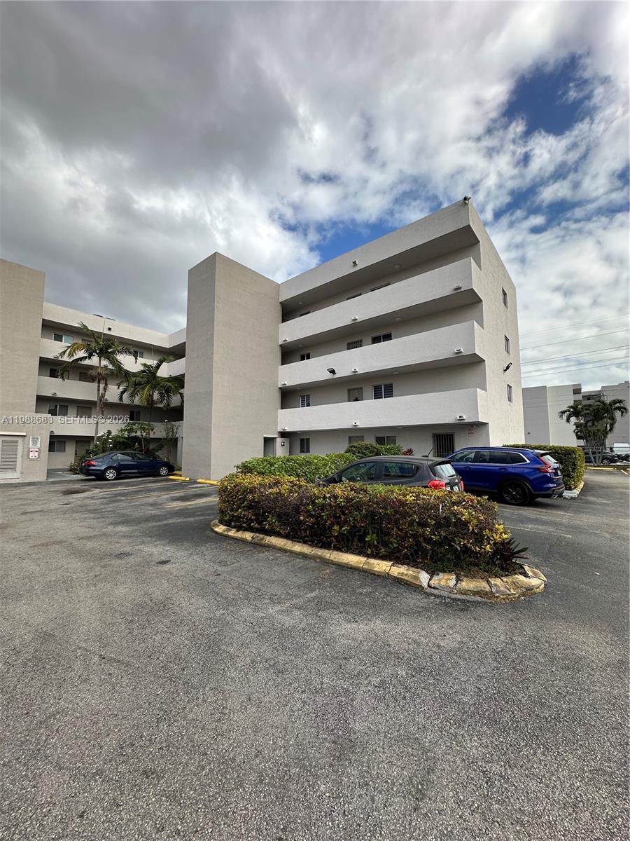 6091 W 22nd Court 408, Hialeah, FL 33016, Hialeah