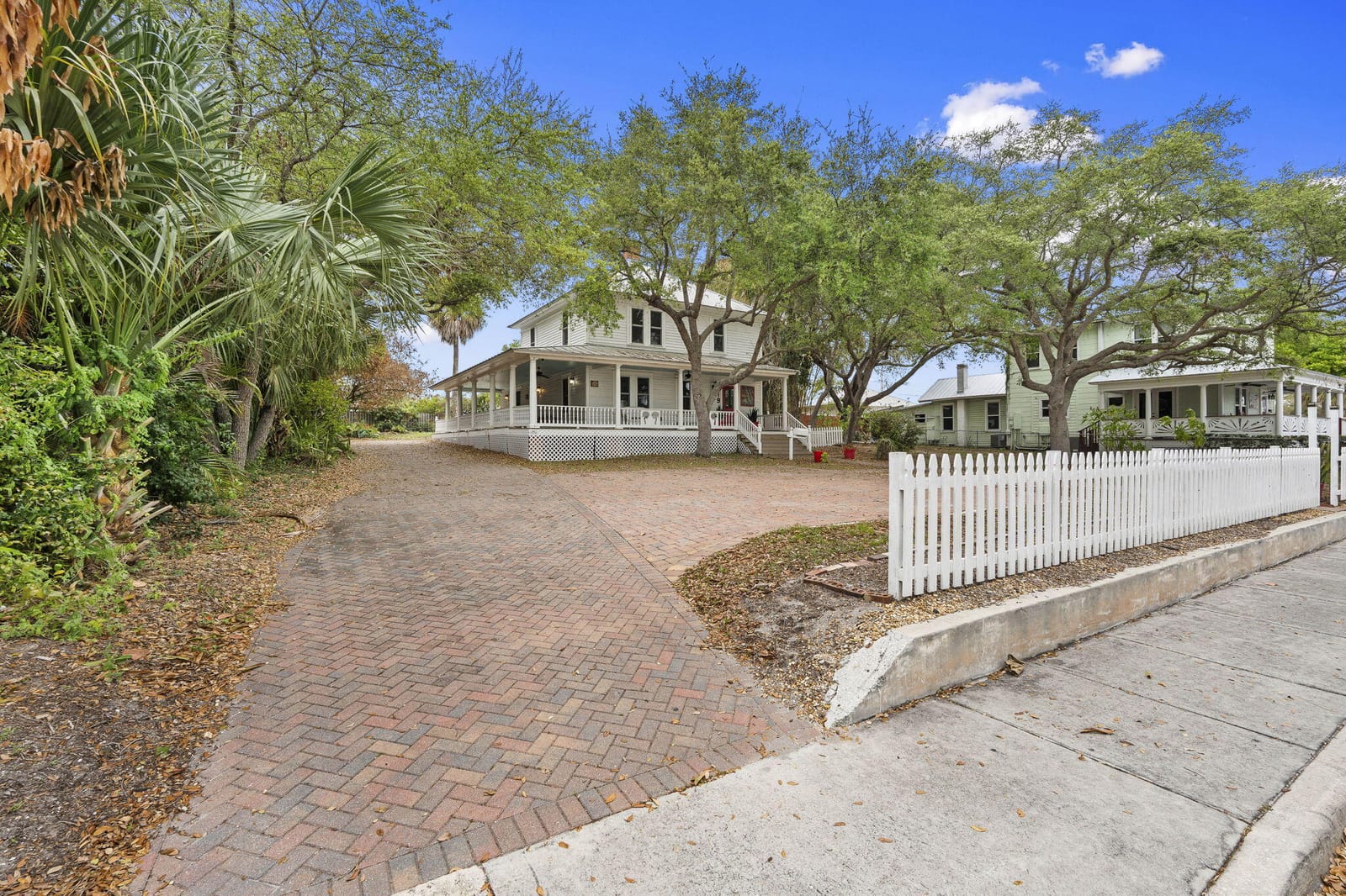 419 N 2nd Street, Fort Pierce, FL 34950 photo 12