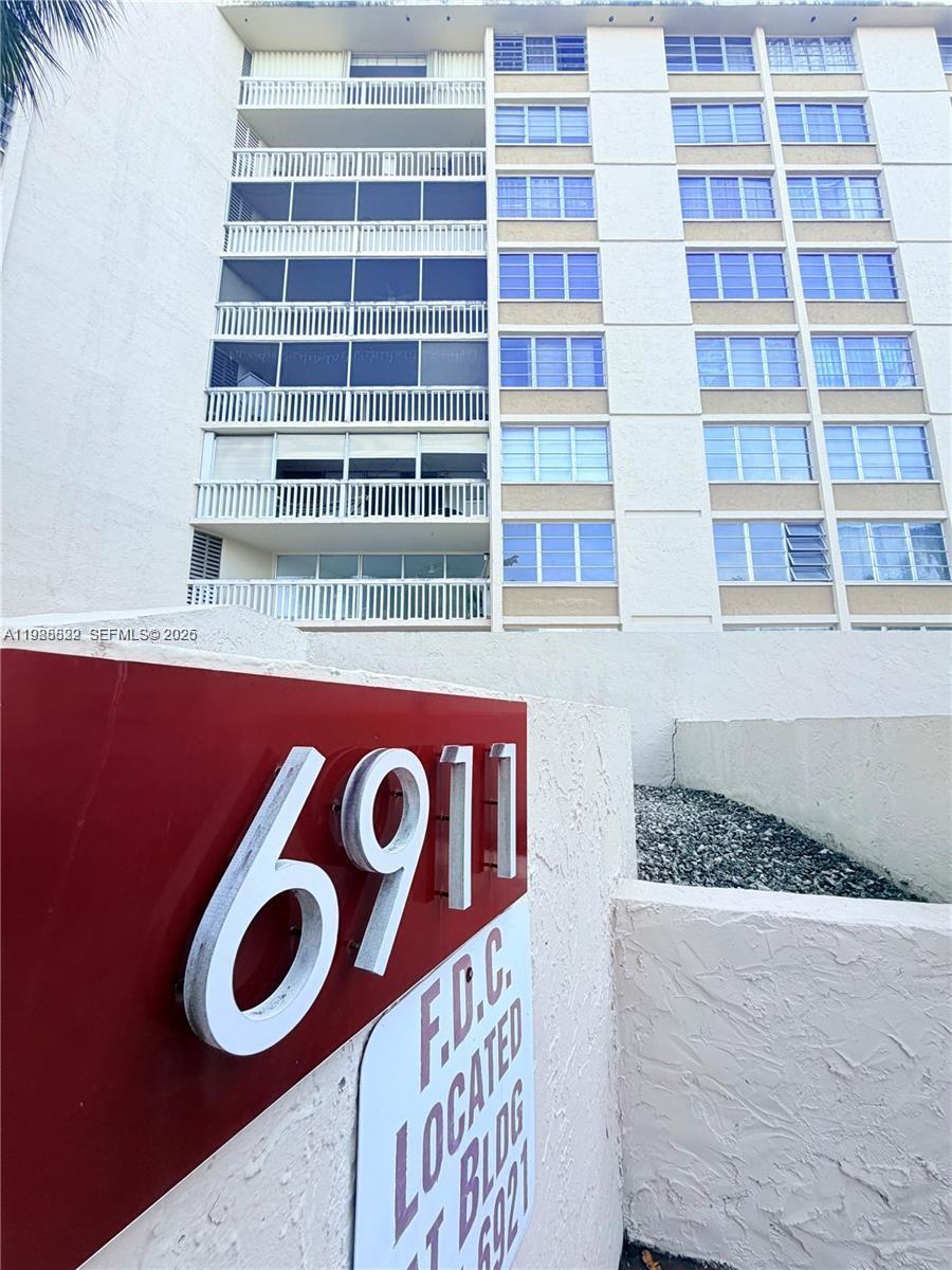6911 Environ Boulevard 1M, Lauderhill, FL 33319, Lauderhill