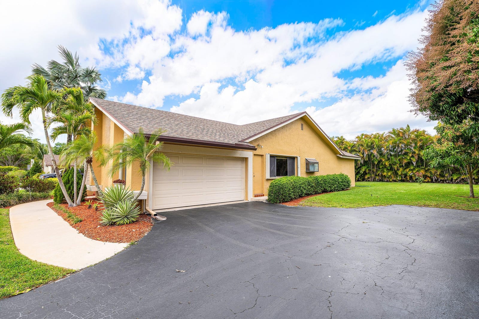 10299 186th Court S, Boca Raton, FL 33498 photo 2