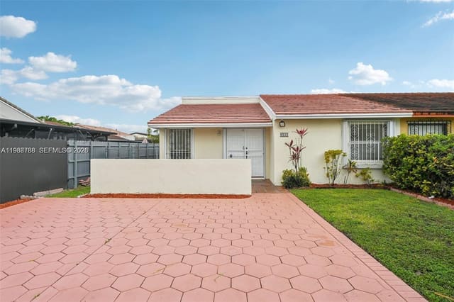 9585 SW 1st Terrace, sold in Homes of Versailles, Miami, FL