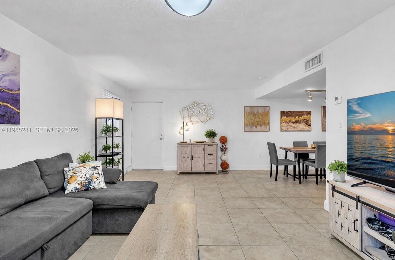 1236 Alton Road 304, Miami Beach, FL 33139 photo 7