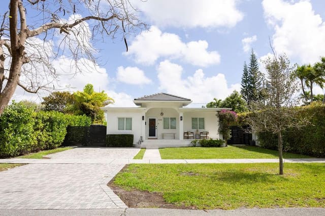 3205 SW 68th Avenue, Miami, FL 33155
