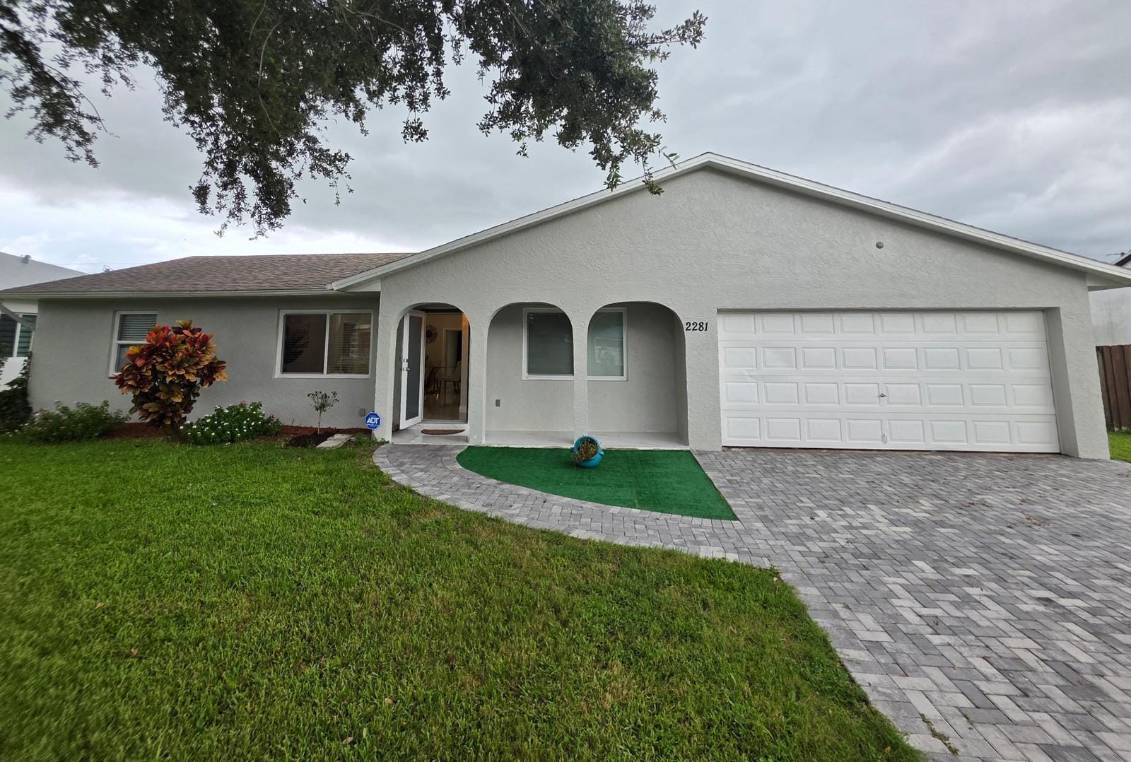 2281 SE Belvedere Street, Port St. Lucie, FL 34984