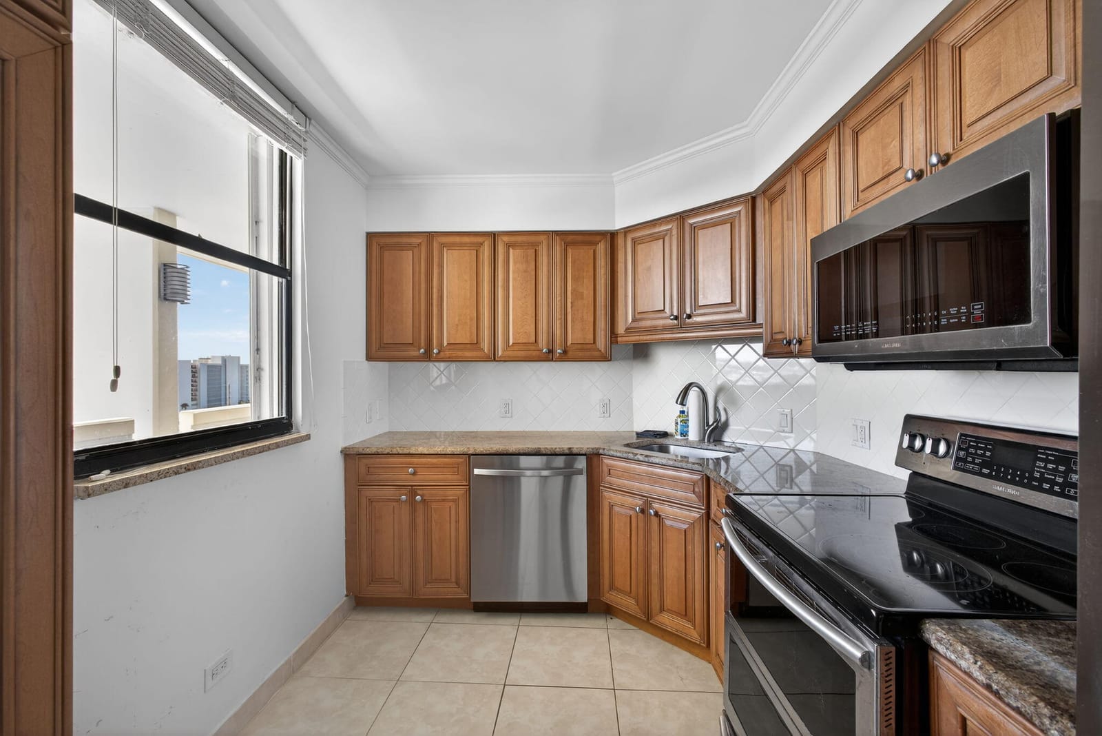 134 Lakeshore Drive T14, North Palm Beach, FL 33408 photo 7