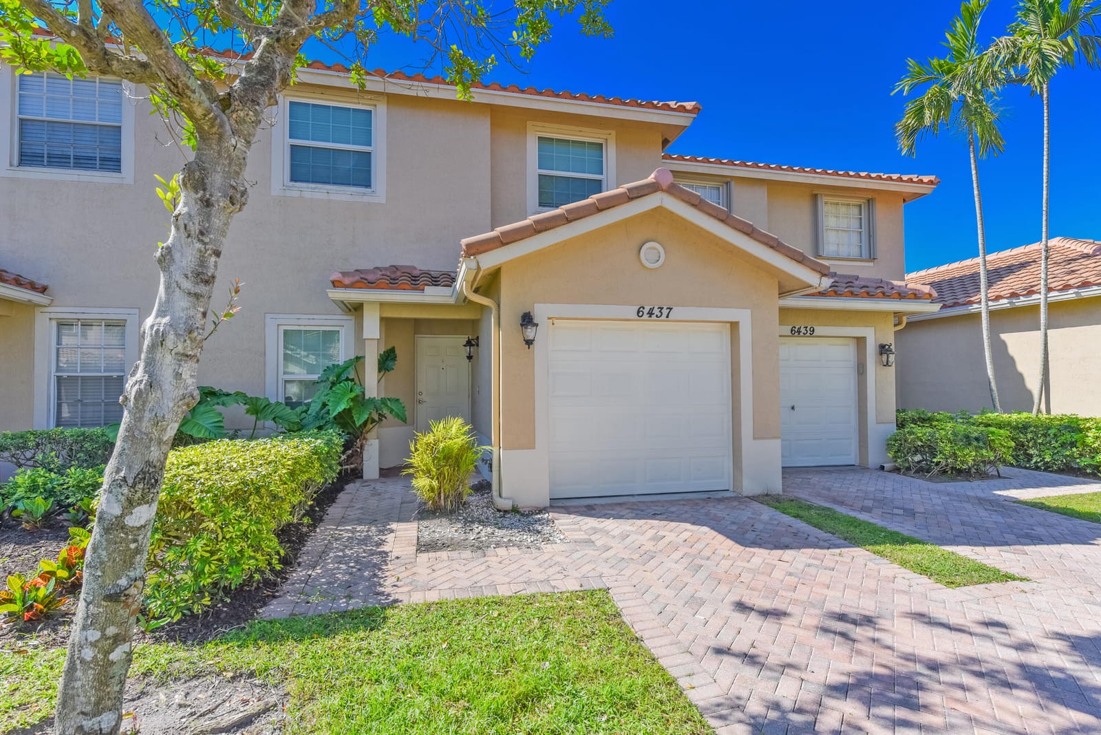 6437 Park Lake Circle, Boynton Beach, FL 33437 photo 2