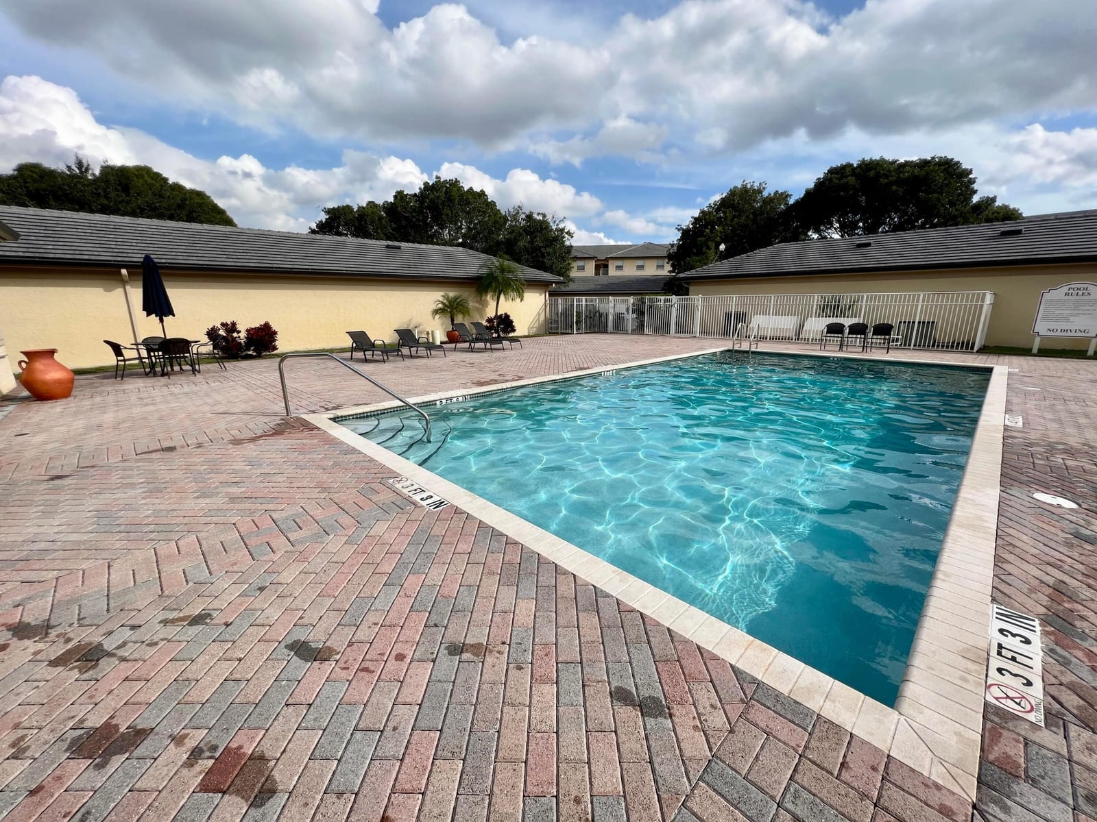 2040 Greenview Shores Boulevard 214, Wellington, FL 33414 photo 15