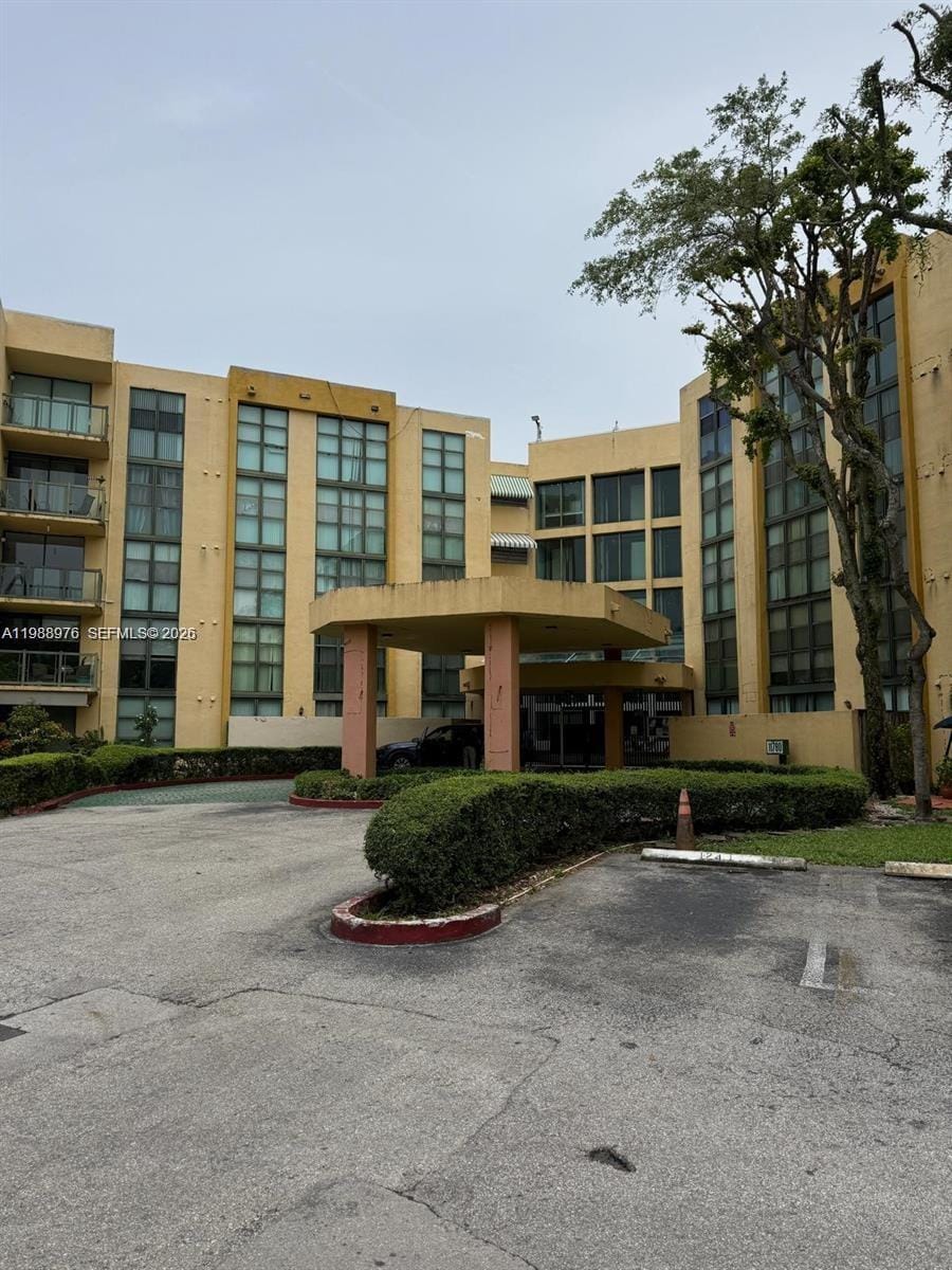 11780 SW 18 Street 2302, Miami, FL 33175