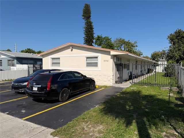 15961 NE 18th Place, sold in Fulford Heights, North Miami Beach, FL