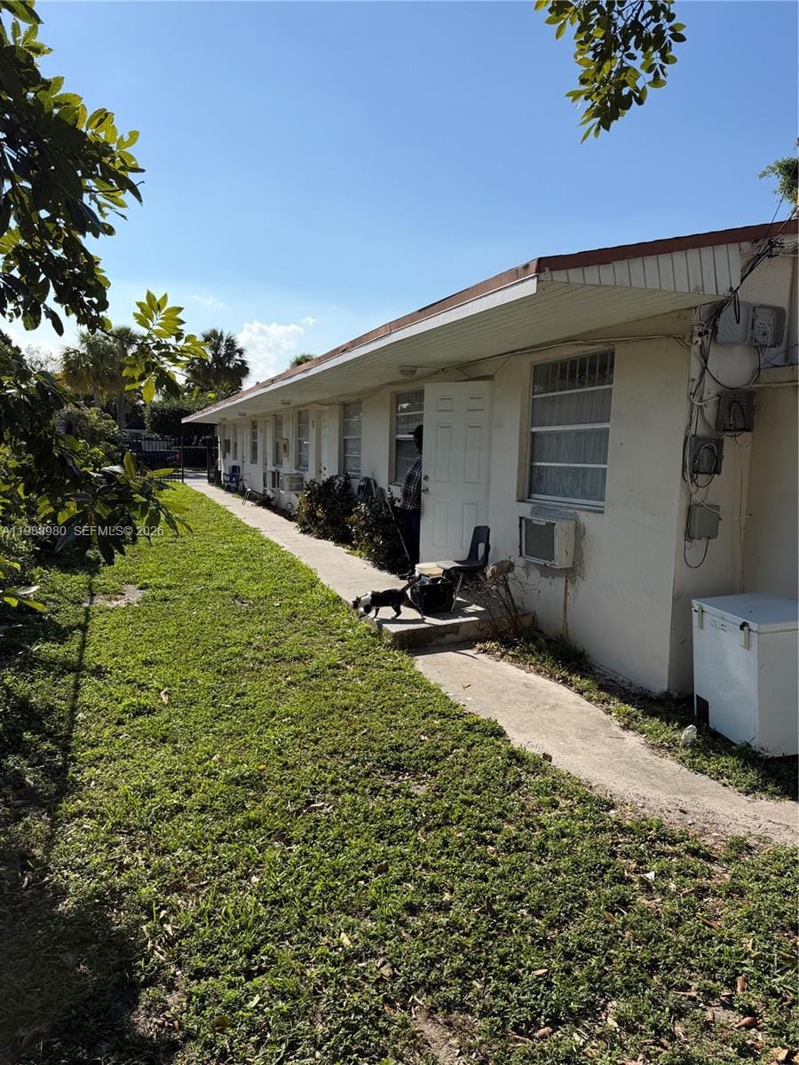 15961 NE 18th Place, North Miami Beach, FL 33162 photo 6