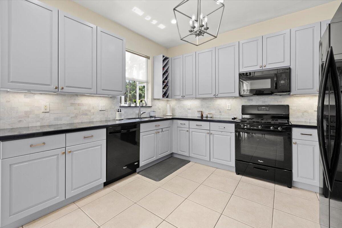 10255 Little Mustang Way, Lake Worth, FL 33449 photo 17