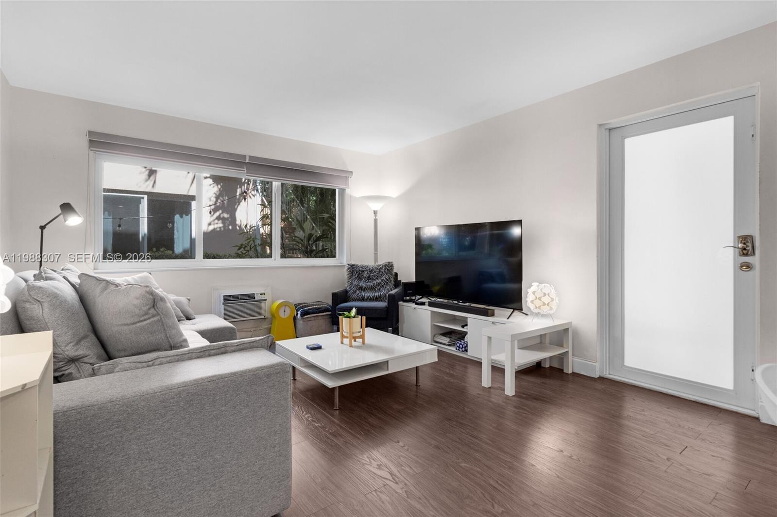1117 Meridian Avenue 51117, Miami Beach, FL 33139, Miami Beach