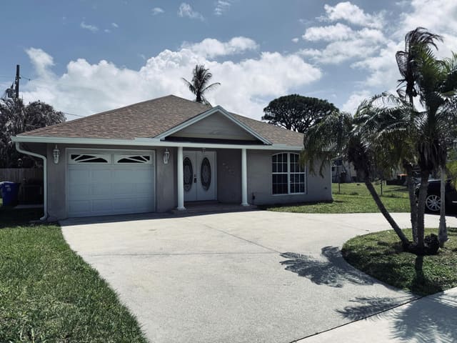 1570 6th Avenue, sold in Rockridge, Vero Beach, FL