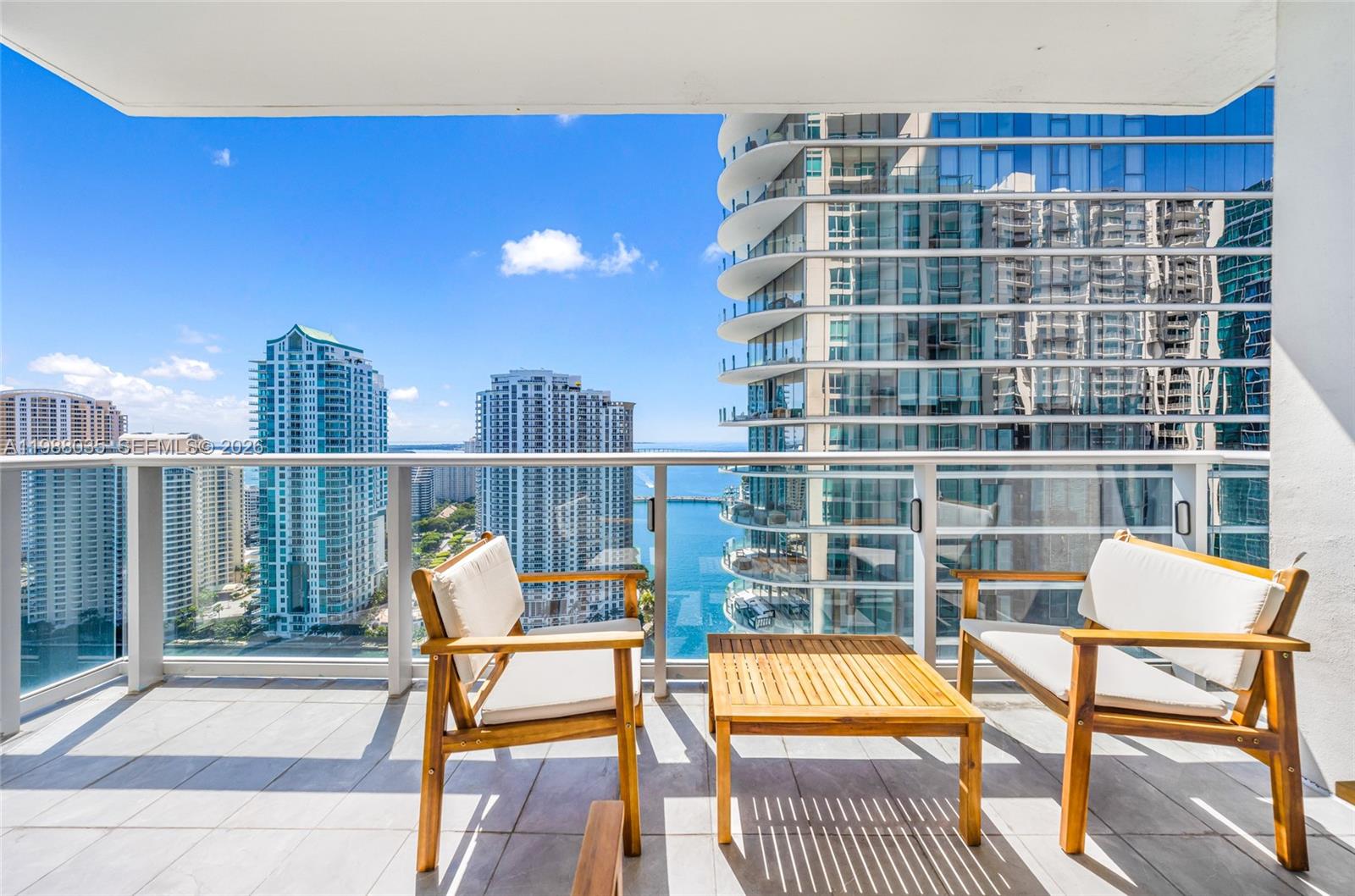 300 S Biscayne Boulevard T2806, Miami, FL 33131, Miami