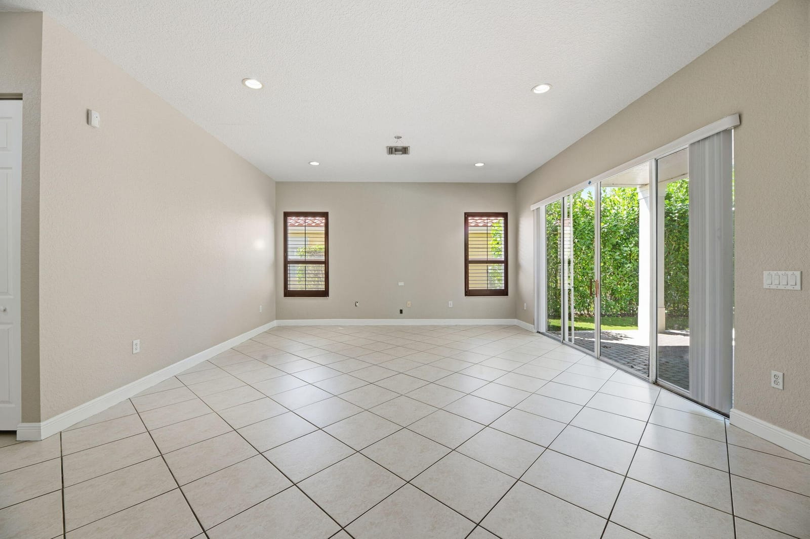 9705 Napoli Woods Lane — photo 6