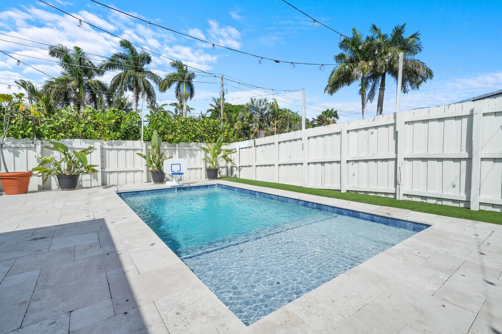 2824 NW 6th Avenue, Wilton Manors, FL 33311 photo 14