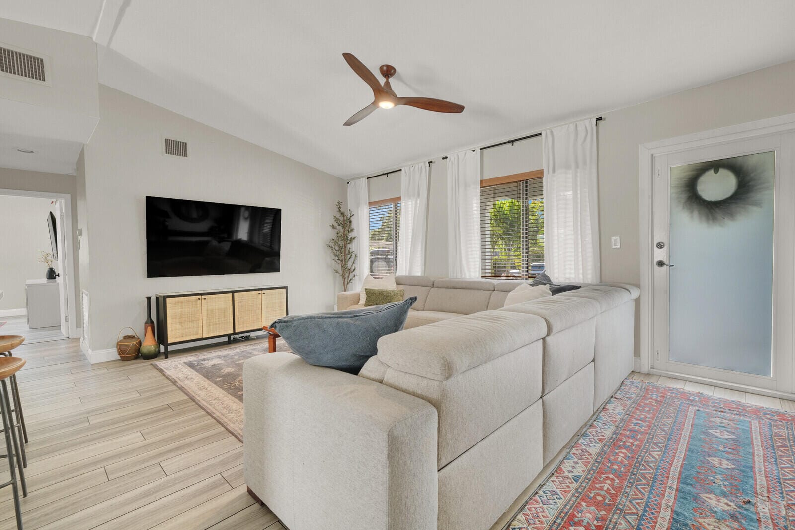 2824 NW 6th Avenue, Wilton Manors, FL 33311 photo 25