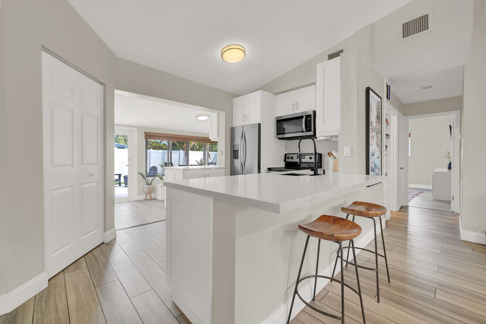 2824 NW 6th Avenue, Wilton Manors, FL 33311 photo 26