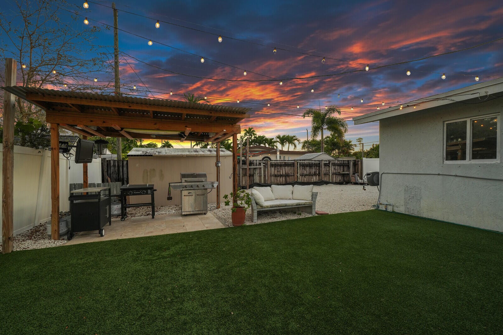 2824 NW 6th Avenue — photo 9