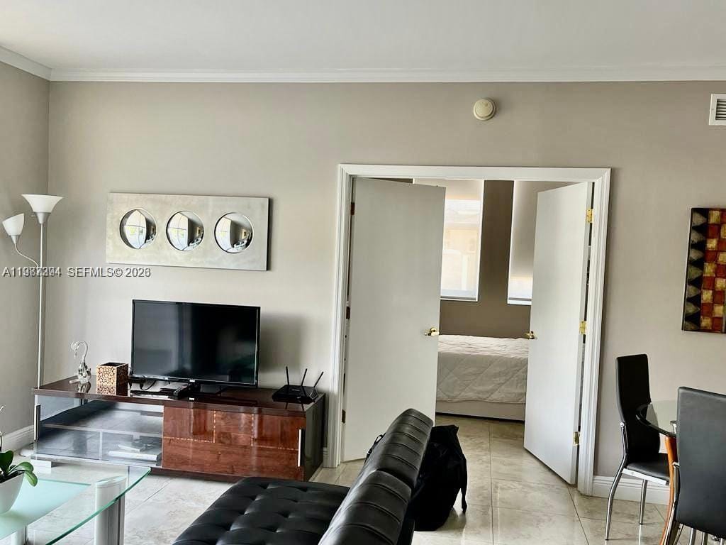 4100 Salzedo Street 503 — photo 4