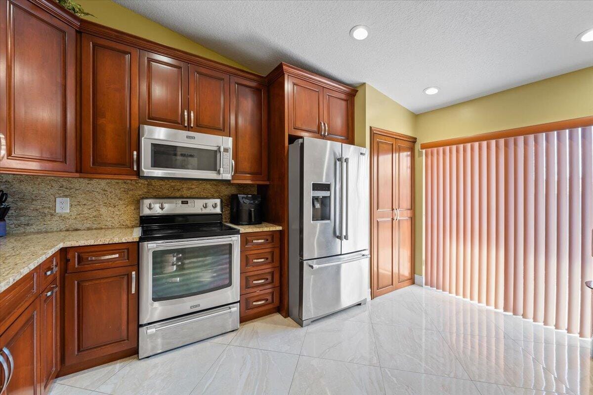 630 Sea Pine Way I A — photo 11