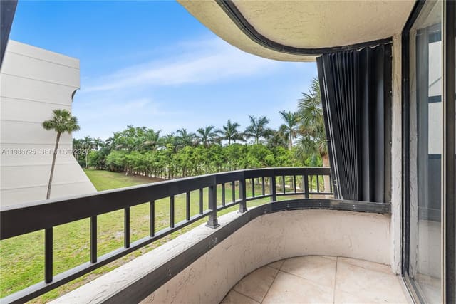 6420 Boca Del Mar Drive 301, sold in Glens, Boca Raton, FL