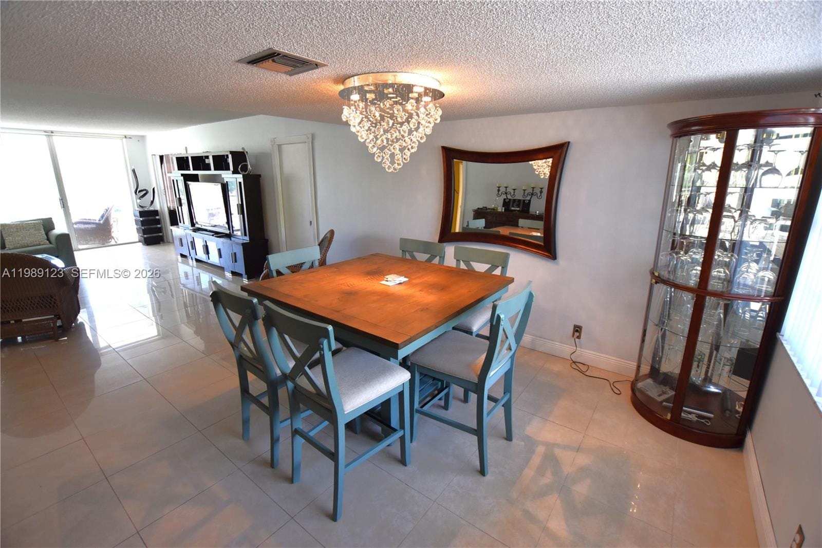 3800 Oaks Clubhouse Drive 309 — photo 3
