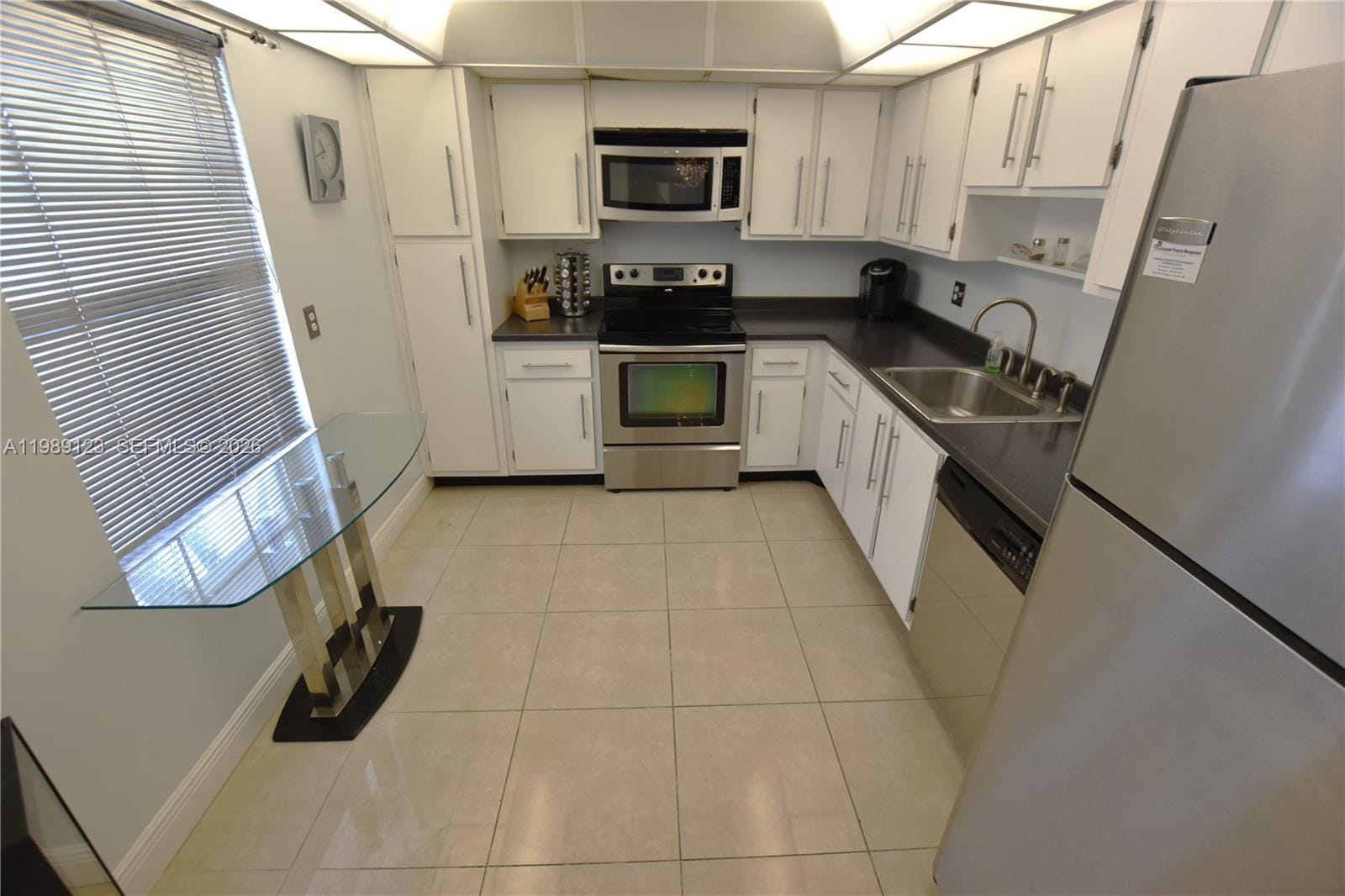 3800 Oaks Clubhouse Drive 309 — photo 5