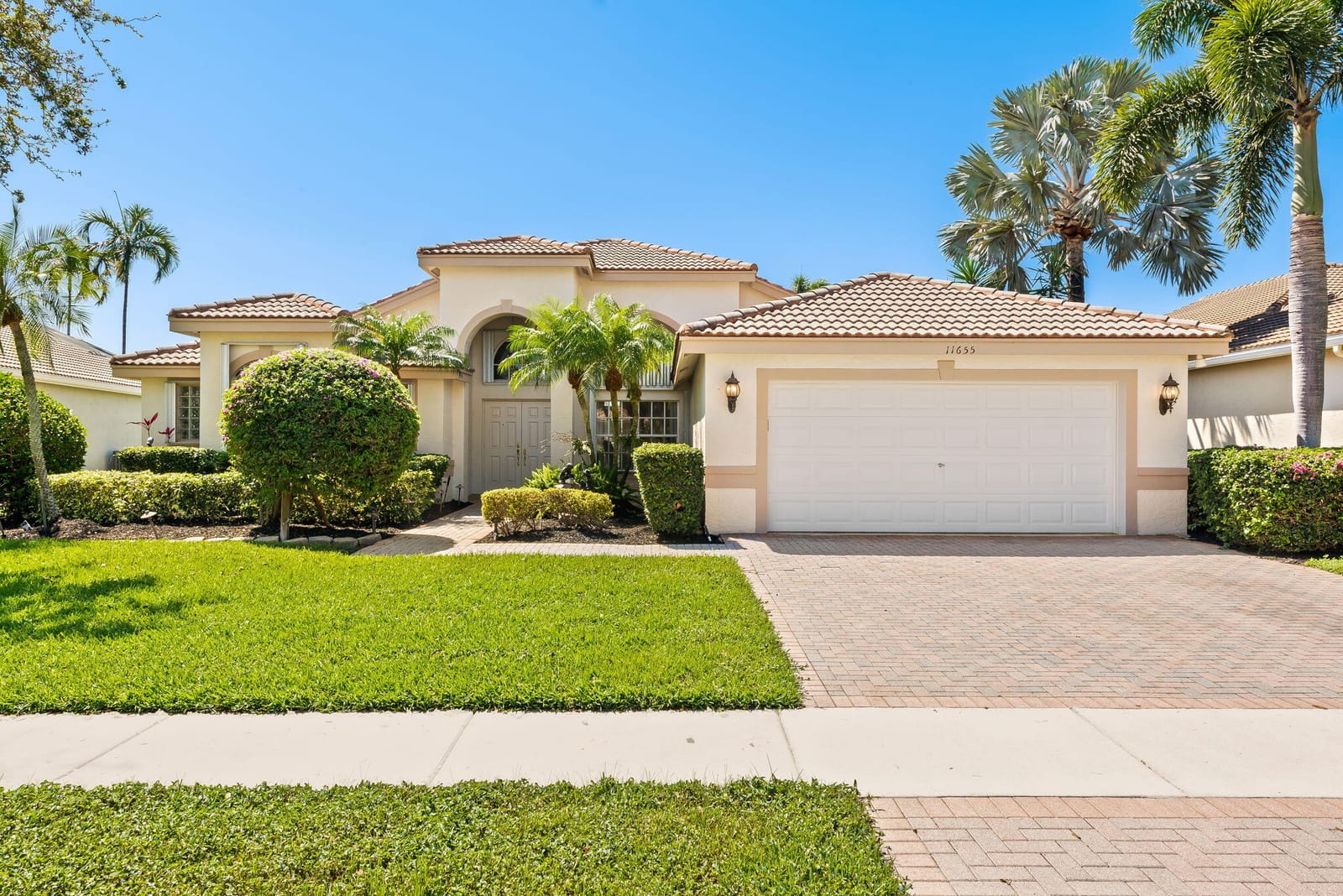 11655 Pamplona Boulevard, Boynton Beach, FL 33437 photo 2