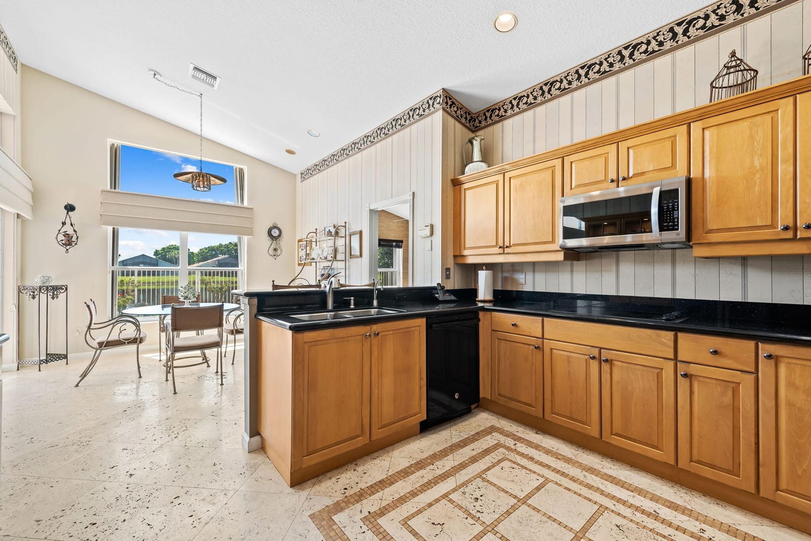 11655 Pamplona Boulevard, Boynton Beach, FL 33437 photo 10