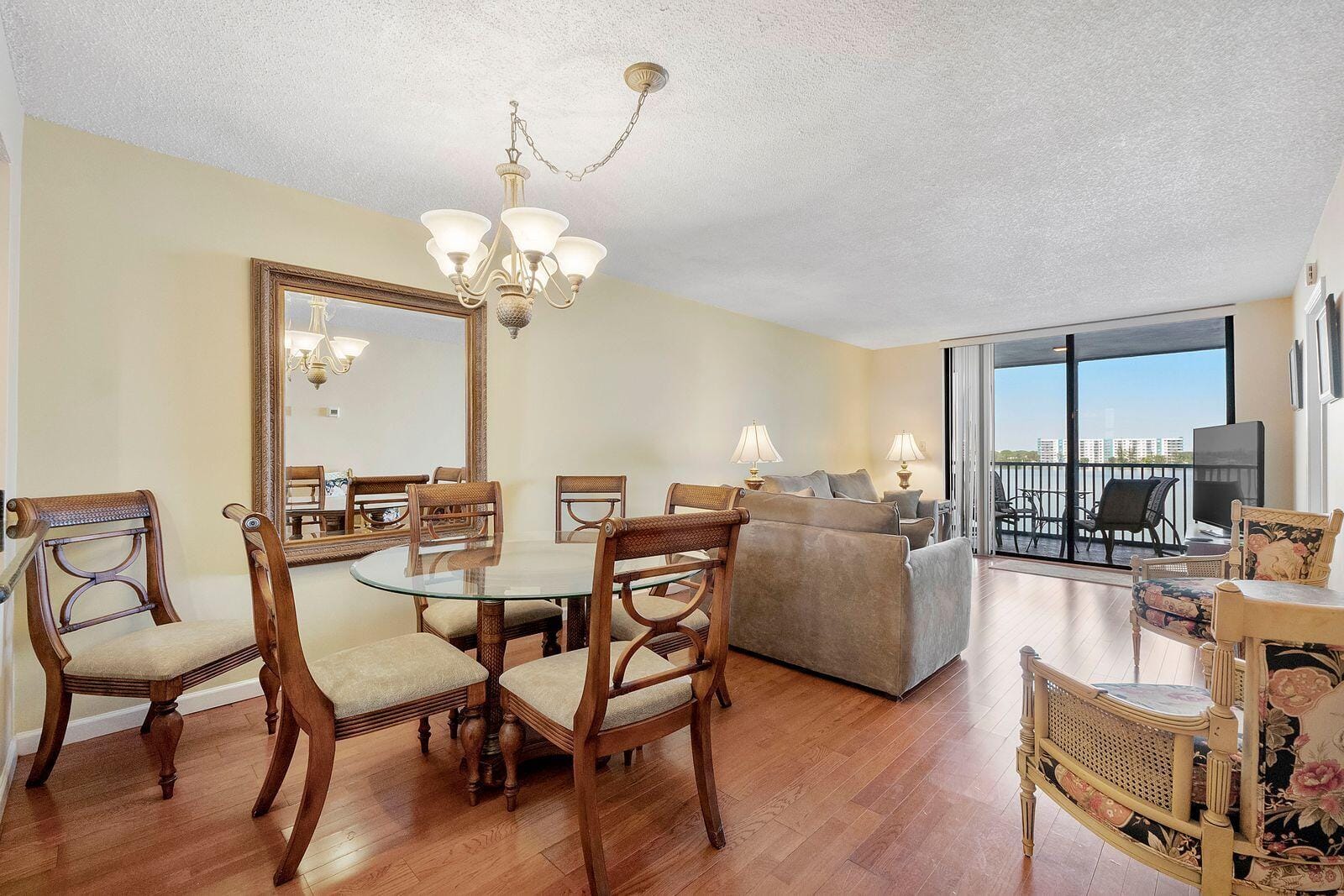 116 Lake Emerald Drive 403, Oakland Park, FL 33309 photo 3