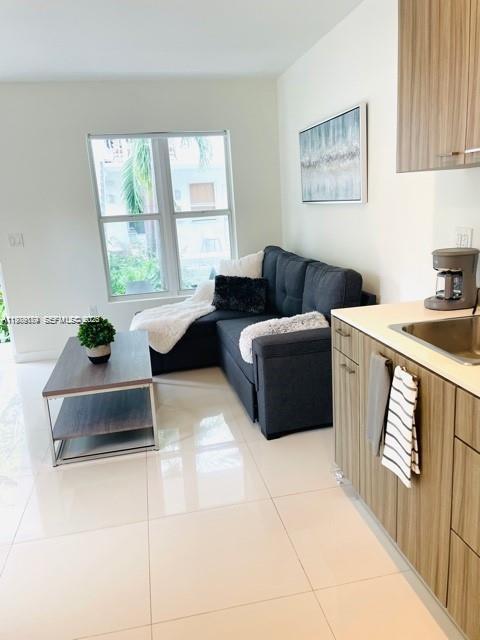 1419 W Ave 106 106, Miami Beach, FL 33139, Miami Beach