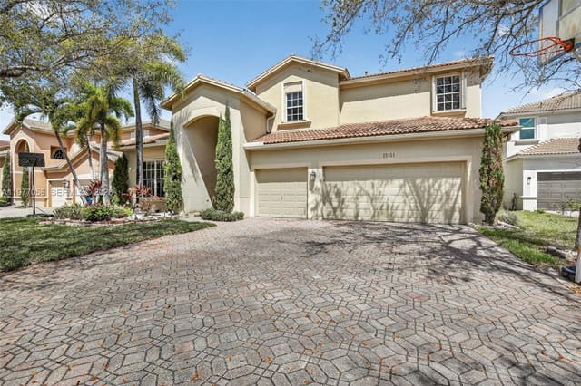 19151 N Hibiscus Street, sold in Isles At Weston, Weston, FL