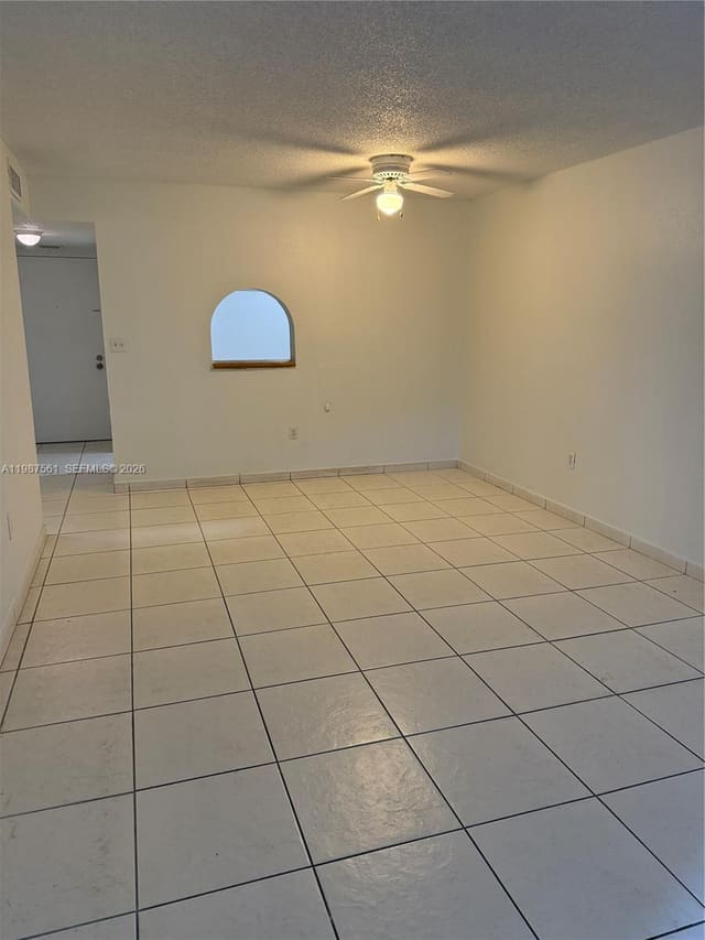 5755 W 20th Avenue 201, Hialeah, FL 33012