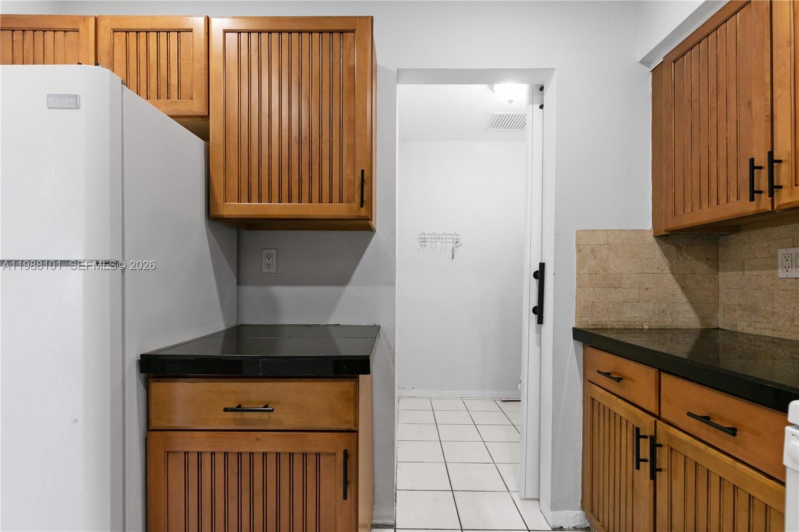 1511 NW 85th Way, Pembroke Pines, FL 33024 photo 20