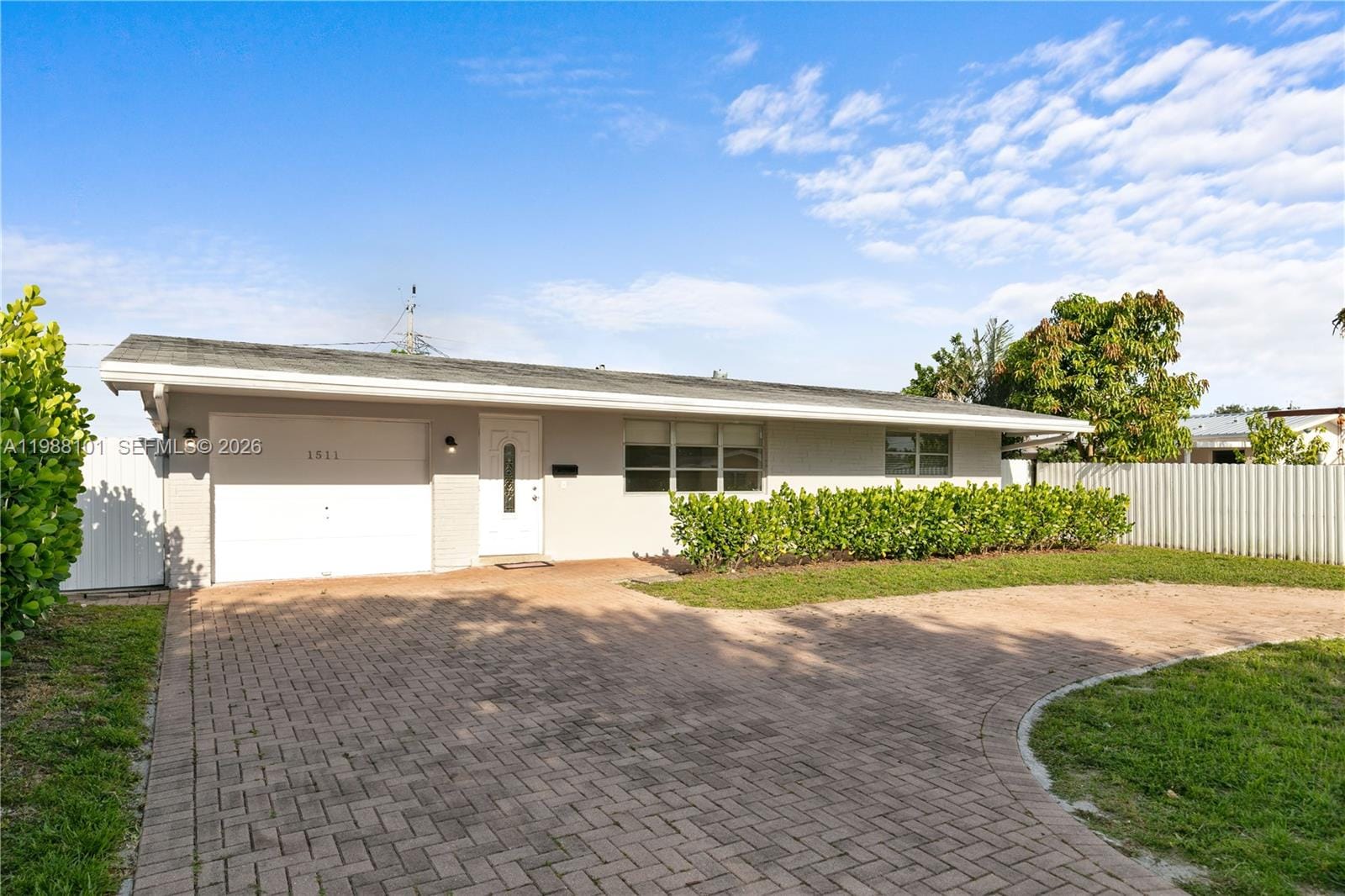 1511 NW 85th Way, Pembroke Pines, FL 33024 photo 30