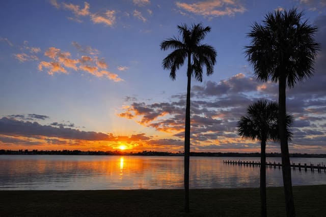 8200 Lakeshore Drive 202, Hypoluxo, FL 33462