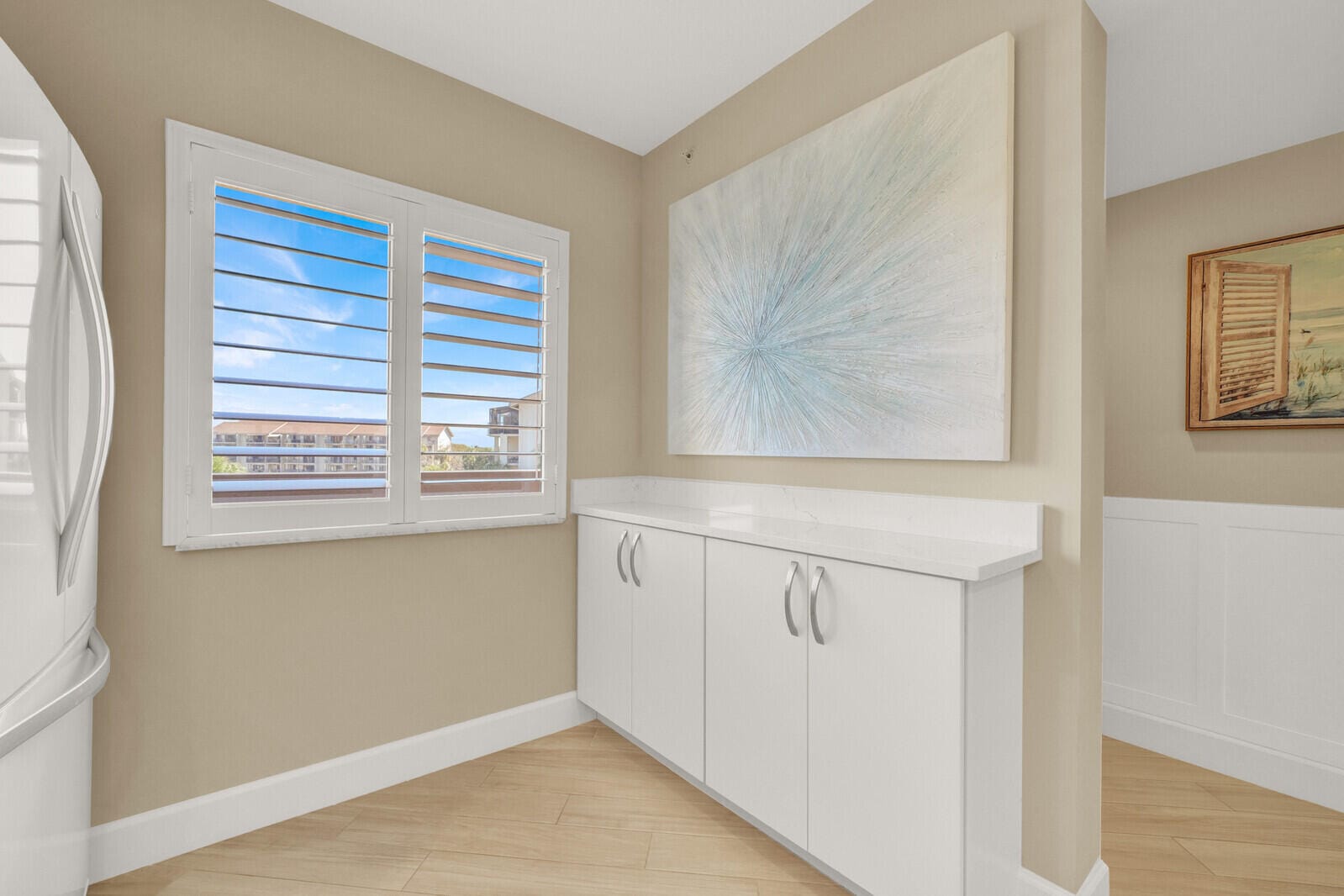 1001 Seafarer Circle 405 — photo 4