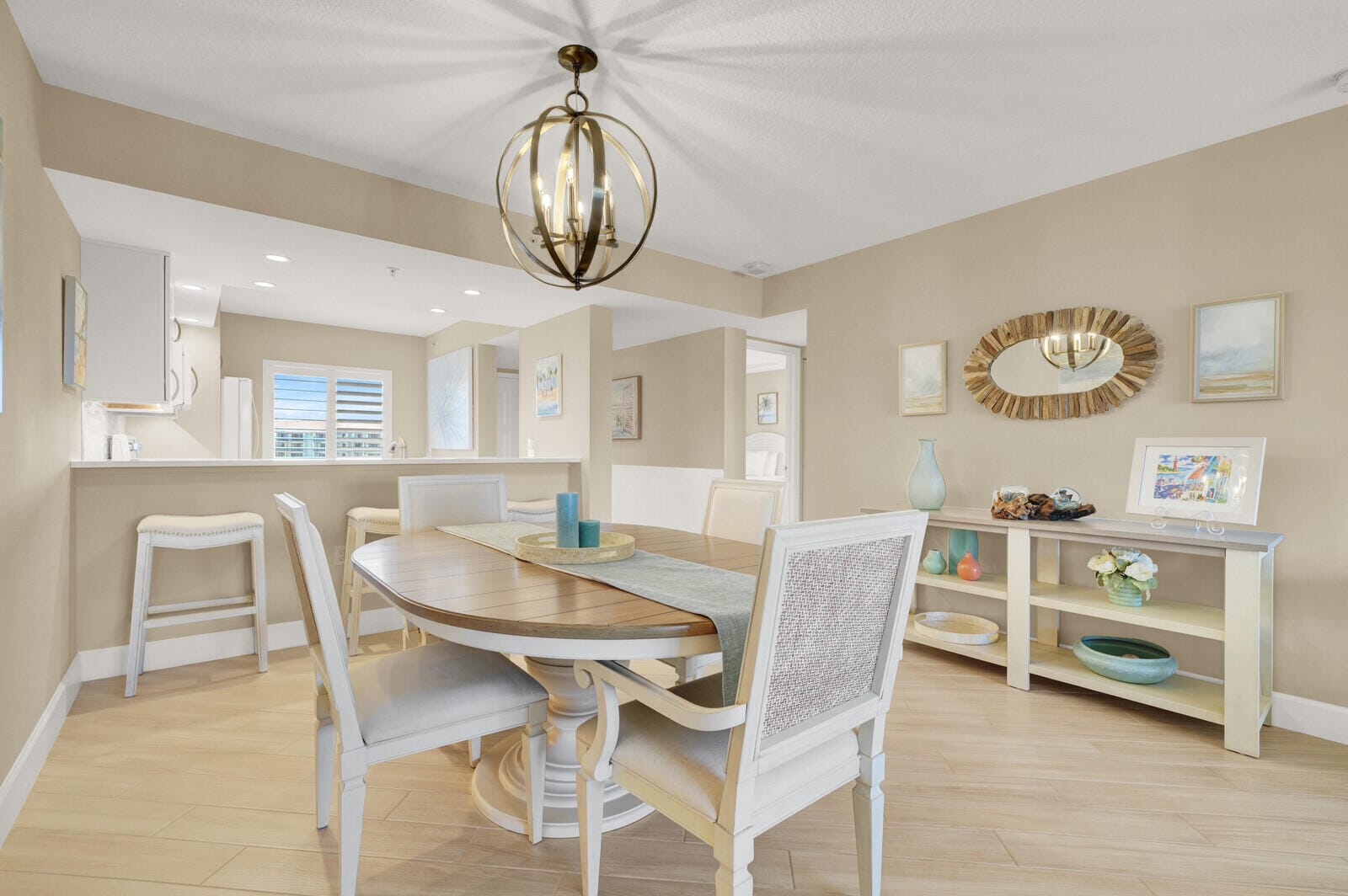 1001 Seafarer Circle 405 — photo 10