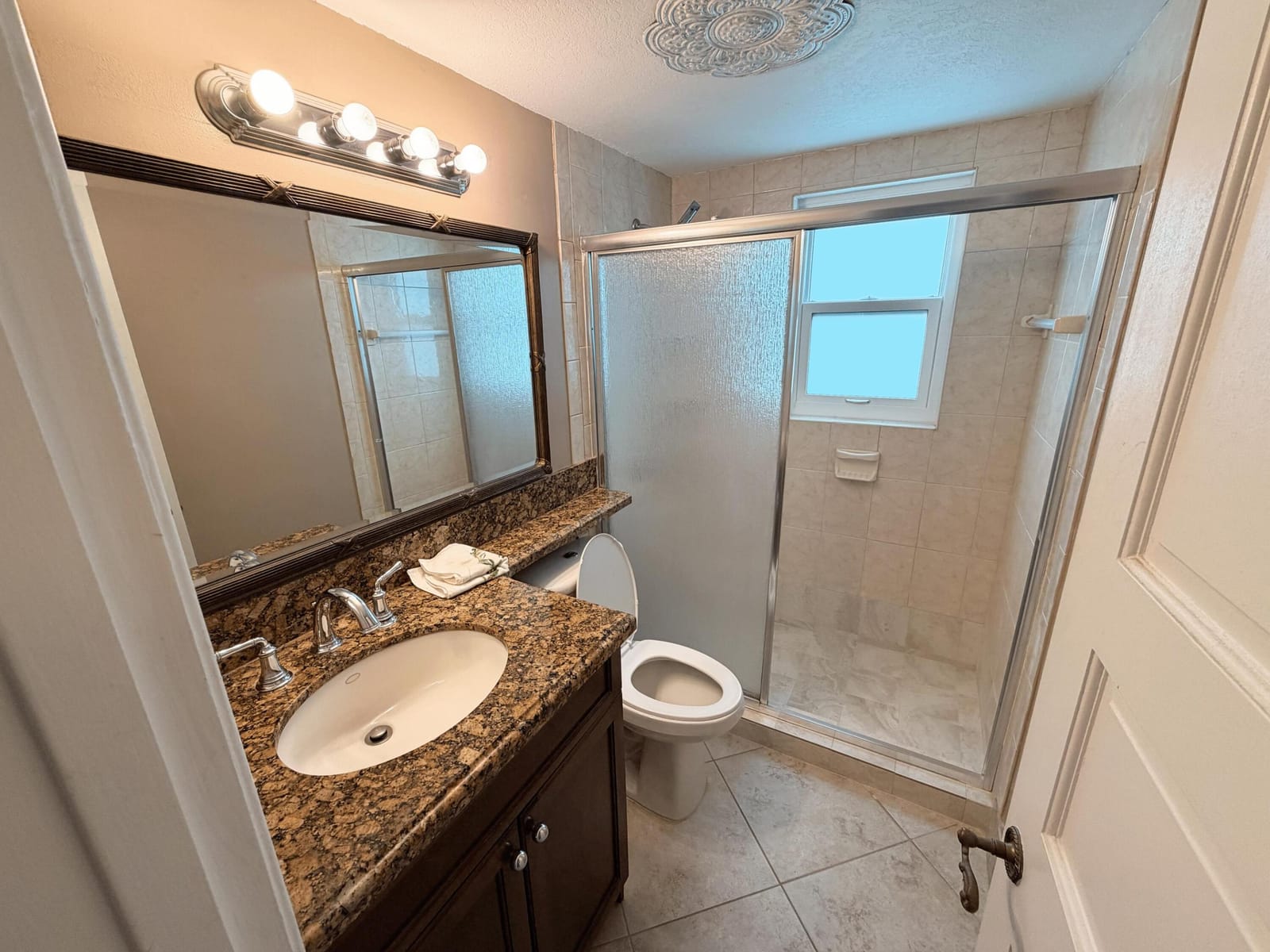 136 Coventry F, West Palm Beach, FL 33417 photo 6