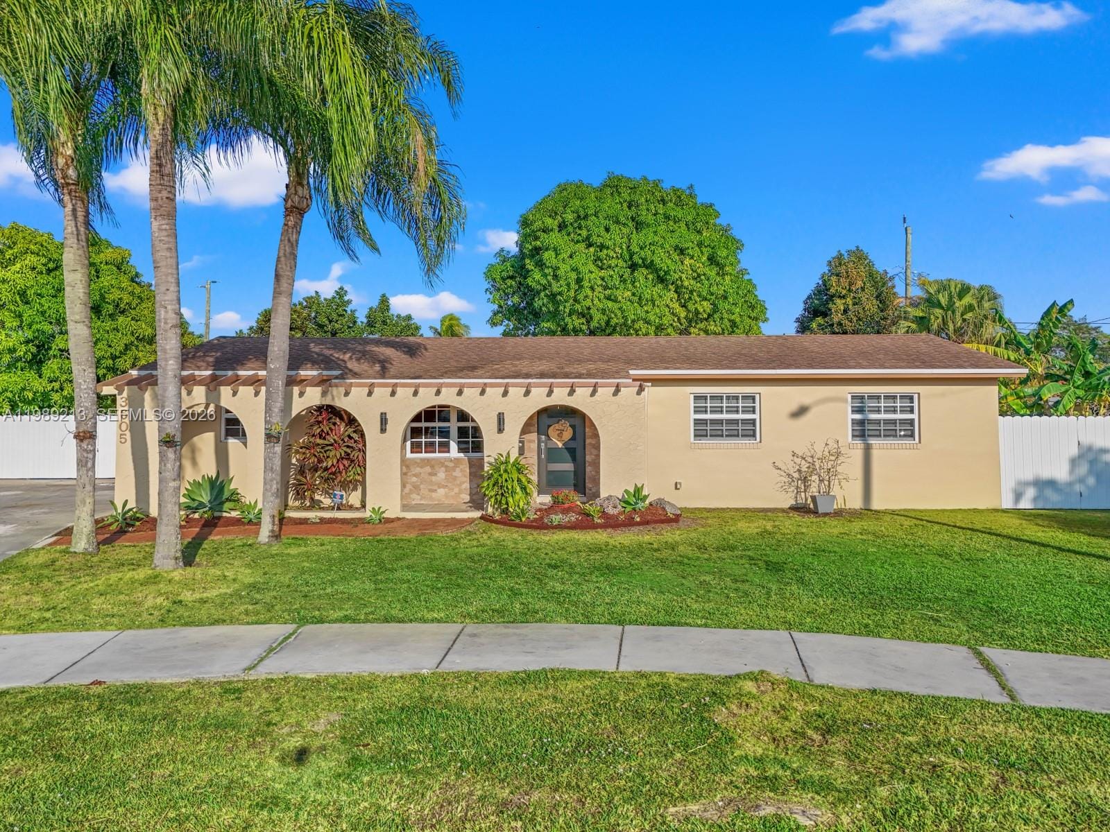 3605 SW 122nd Place, Miami, FL 33175 photo 4