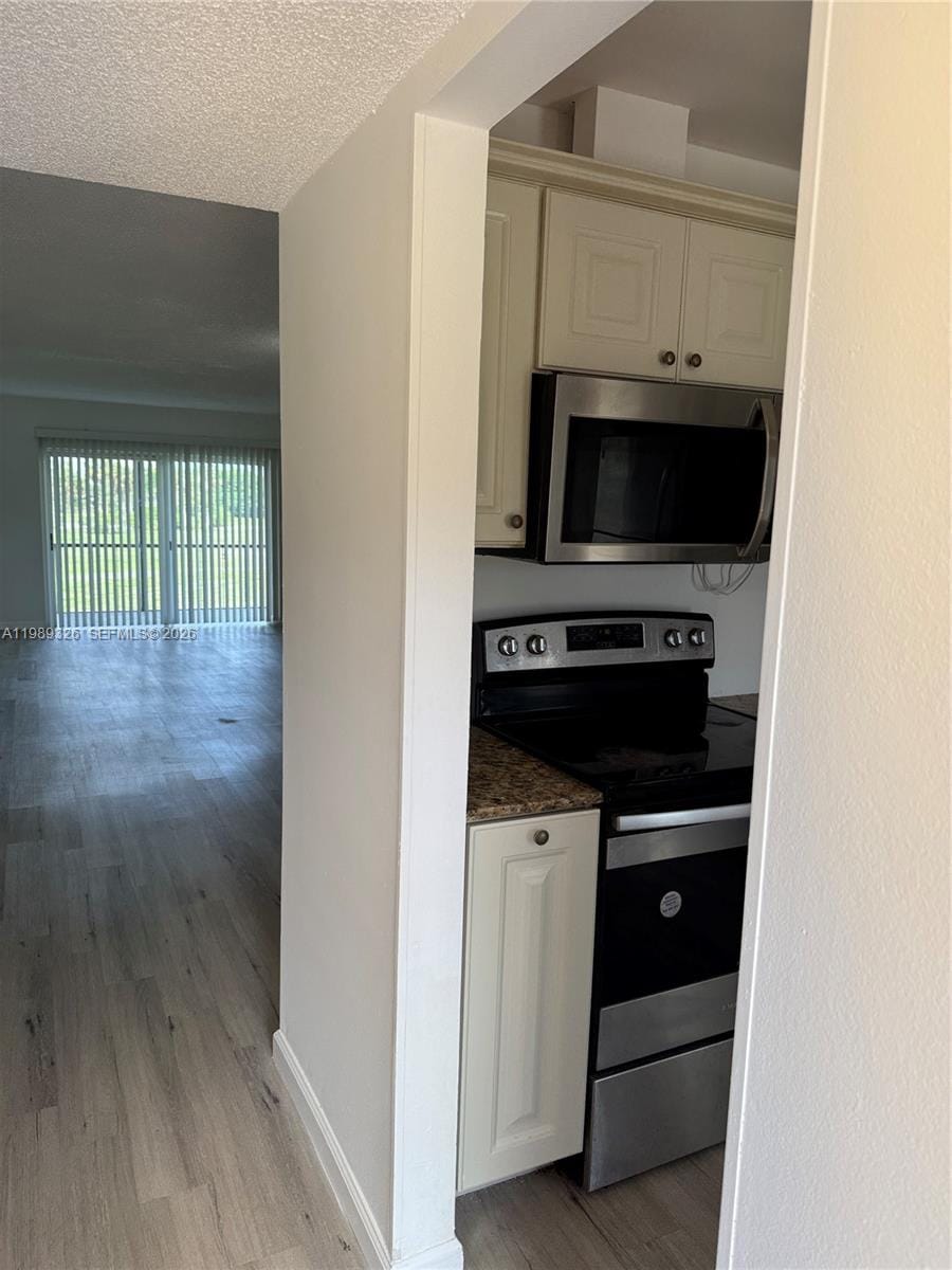 6301 N Fall Circle Drive 213 — photo 11