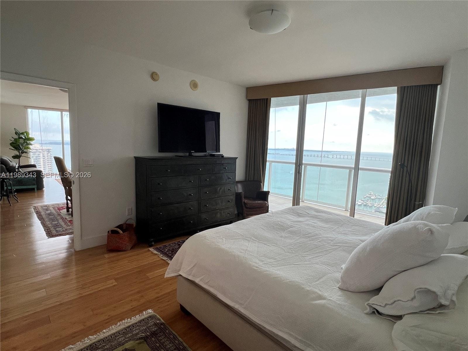 495 Brickell Avenue 2401, Miami, FL 33131 photo 21