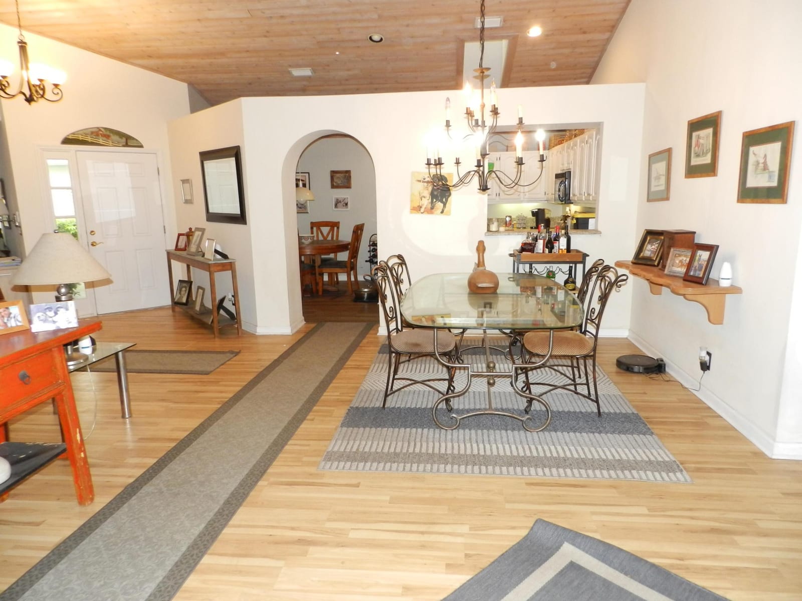 9198 Heathridge Drive — photo 5