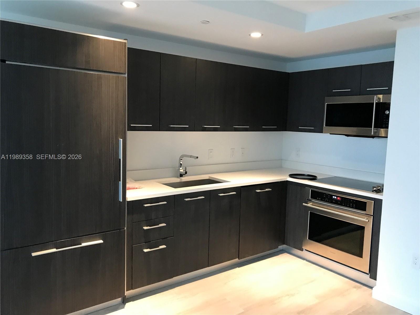 45 SW 9th Street 2905, Miami, FL 33130 photo 8