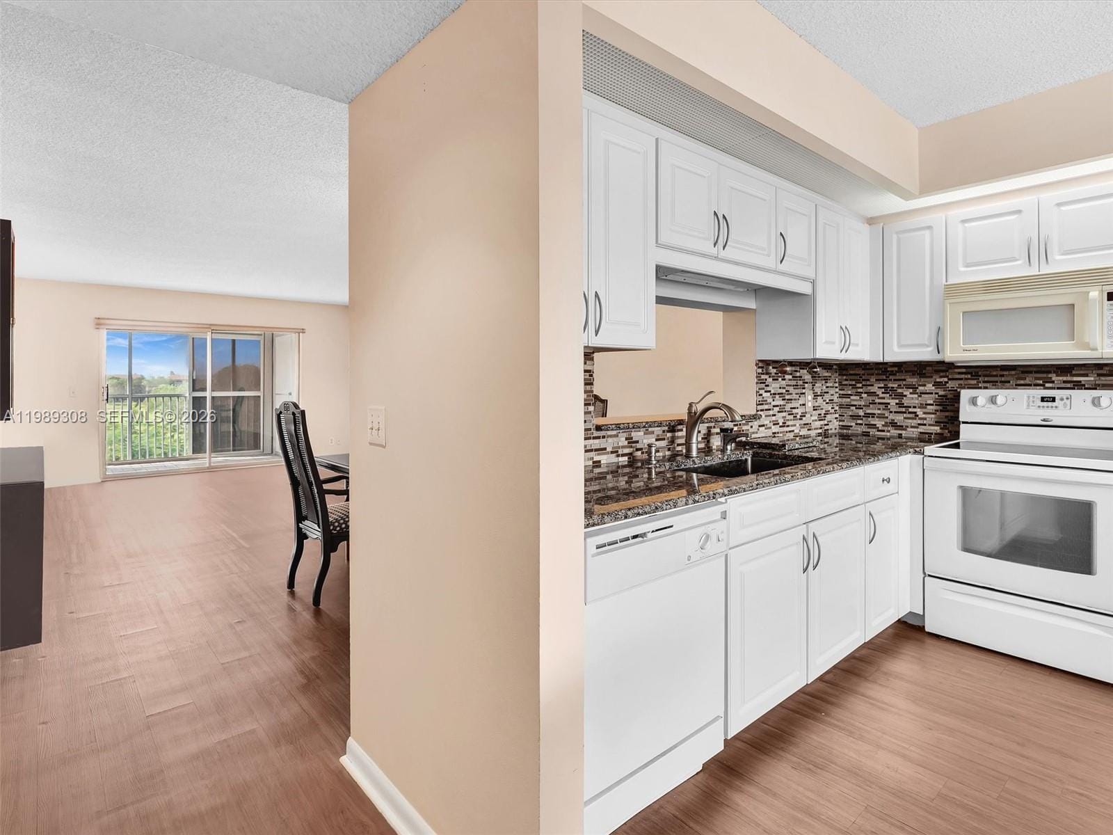 800 SW 125th Way 407O, Pembroke Pines, FL 33027 photo 5