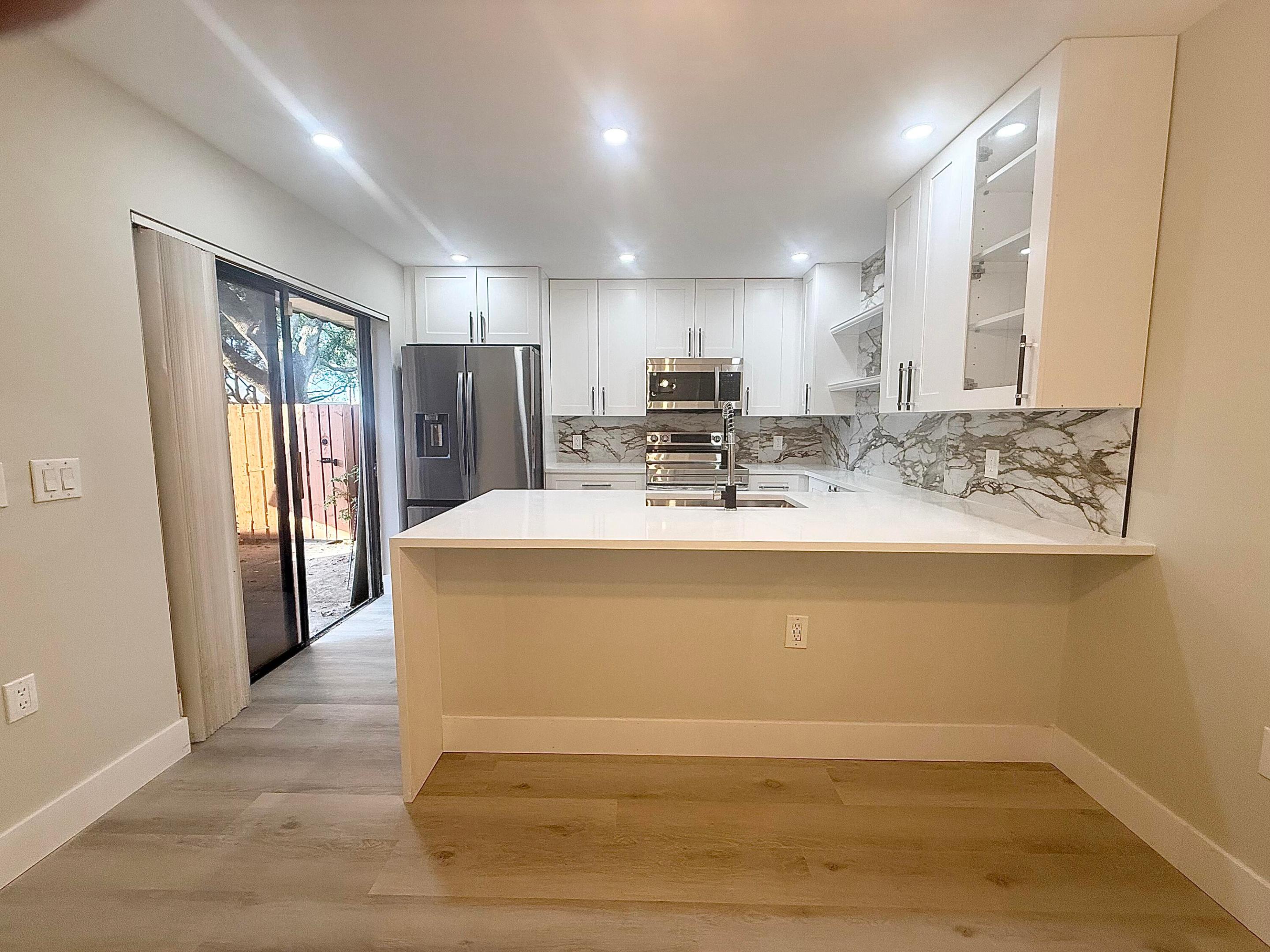 205 Charter Way, West Palm Beach, FL 33407, West Palm Beach