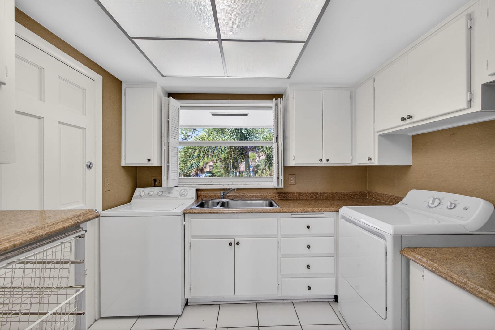 478 Tequesta Drive 205, Tequesta, FL 33469 photo 22