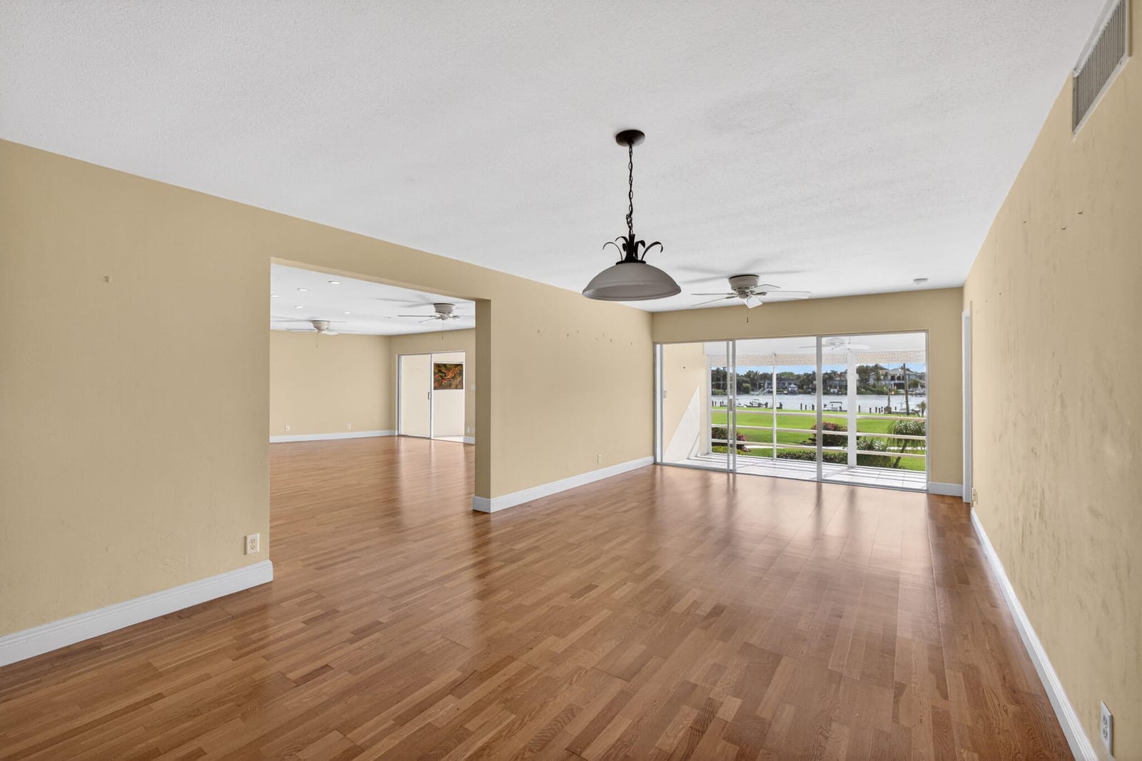 478 Tequesta Drive 205, Tequesta, FL 33469 photo 4