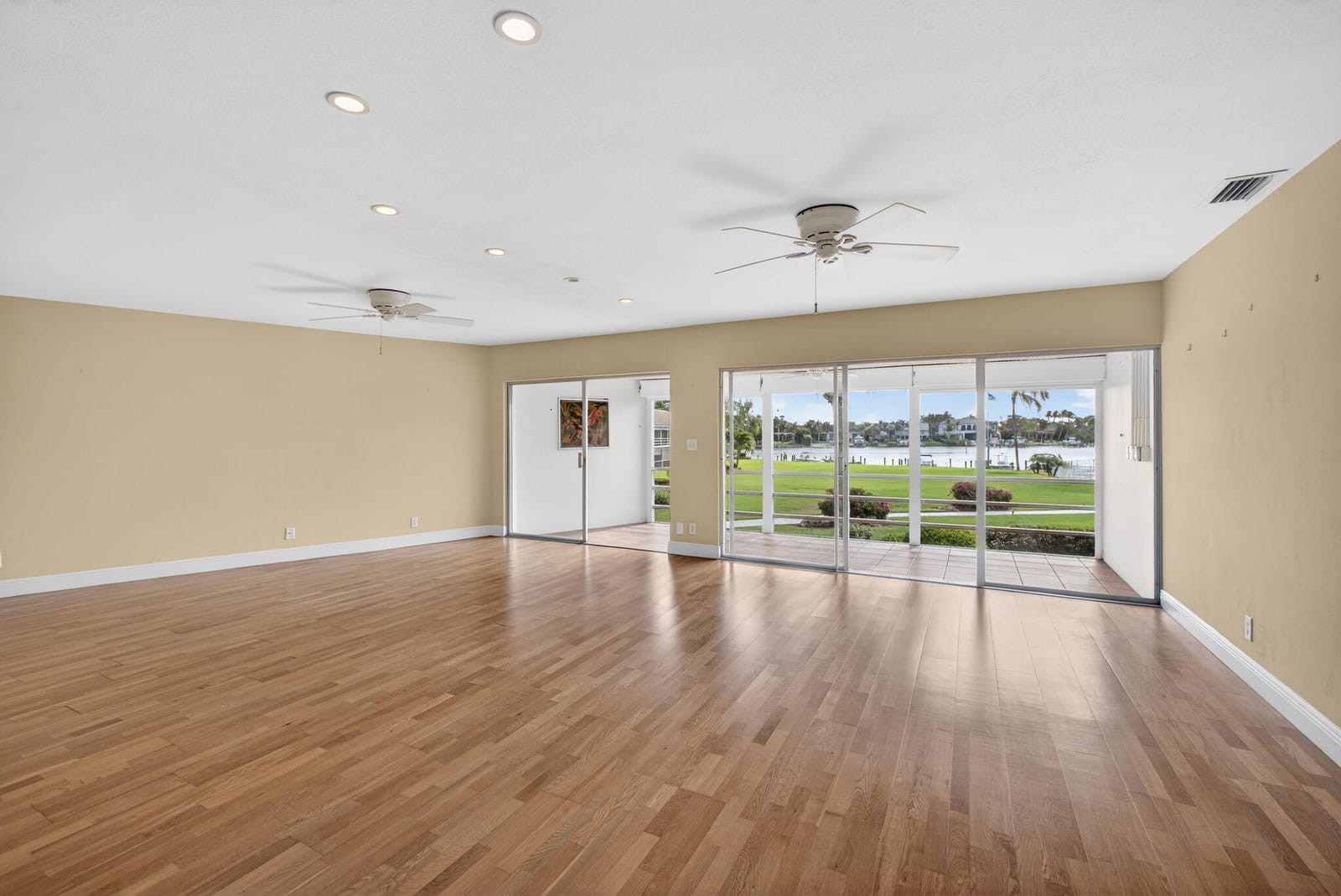 478 Tequesta Drive 205, Tequesta, FL 33469 photo 9
